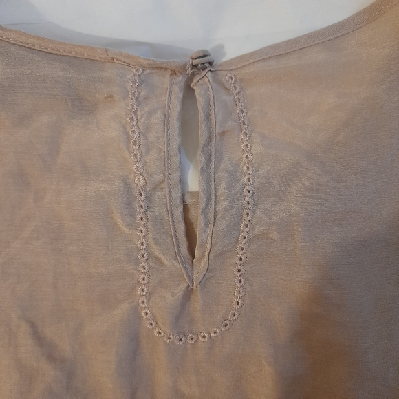 ● H&M | Conscisious Collection Silk/Cotton Blend Top - Picture 12 of 14